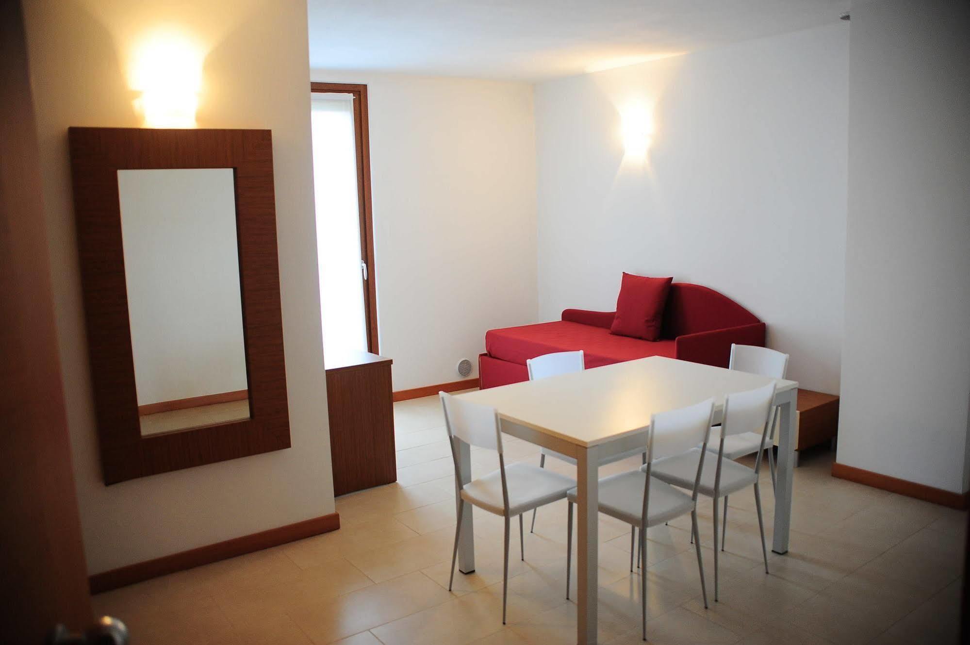 Suite Maria Residence Buttrio Exterior foto