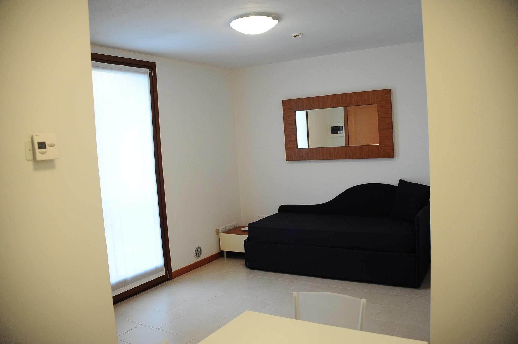 Suite Maria Residence Buttrio Exterior foto